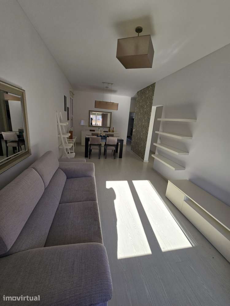 Apartamento T2 Campo de Ourique - Totalmente mobilado e equipado - Grande imagem: 5/15