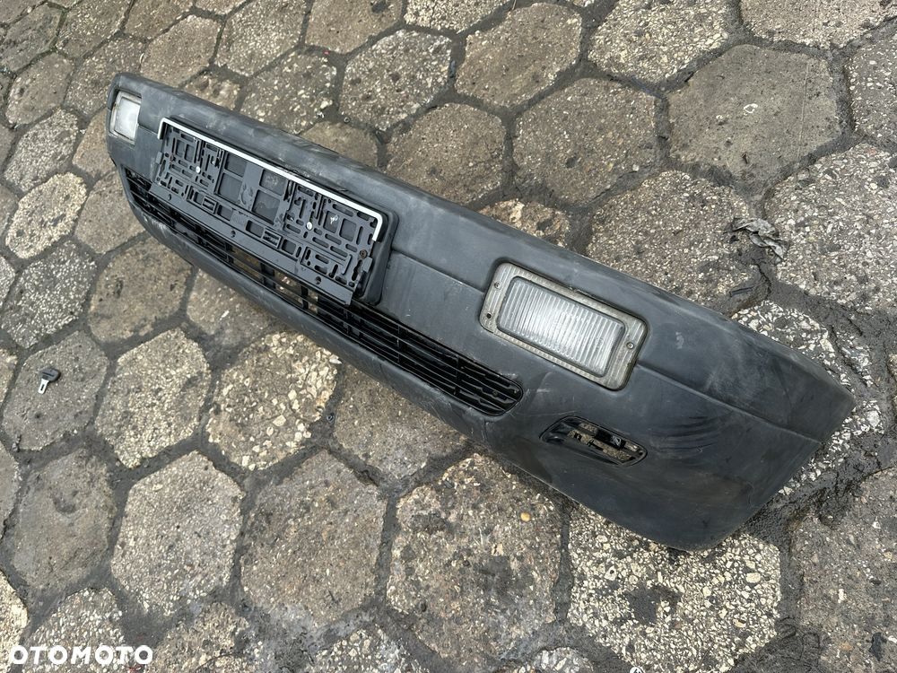 Zderzak przód przedni audi 80 b3  halogen halogeny - 1