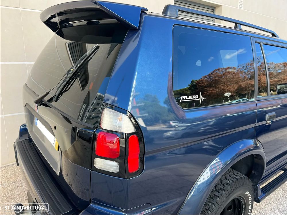 Mitsubishi Pajero Sport 2.5 TD GLS - 27