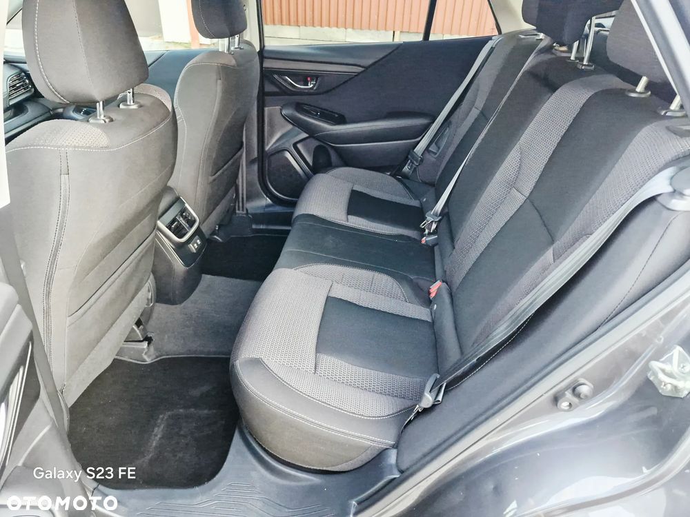 Subaru Outback 2.5i Comfort - 13