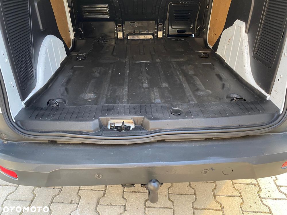 Ford CONNECT - 29