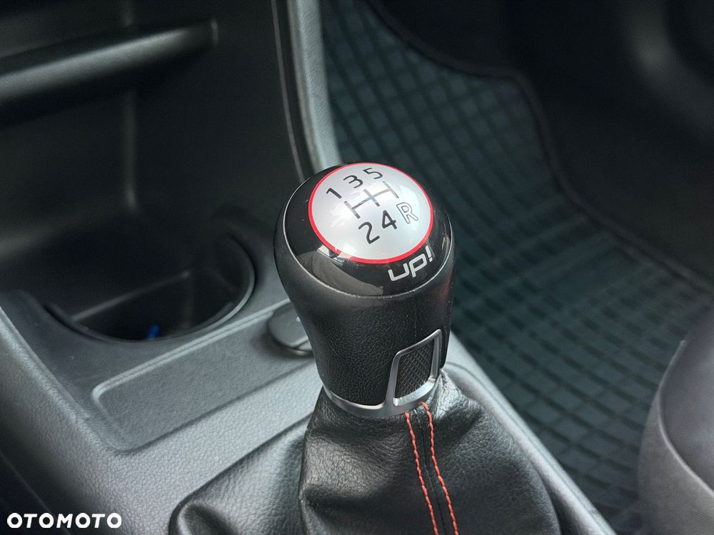 Volkswagen up! BlueMotion Technology street - 29