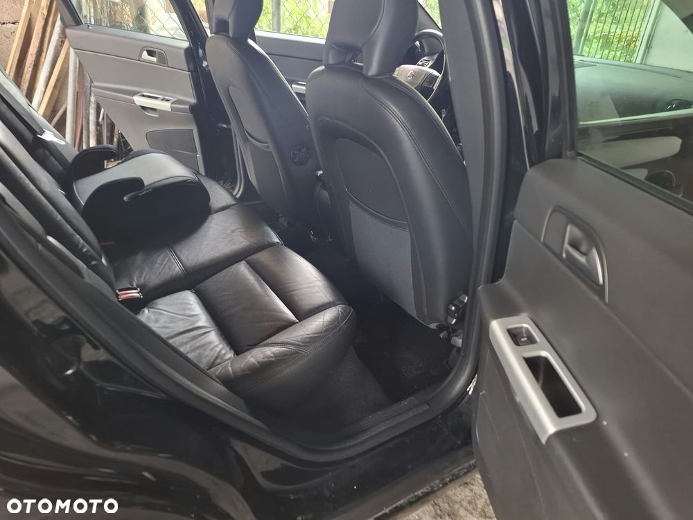 Volvo V50 - 12
