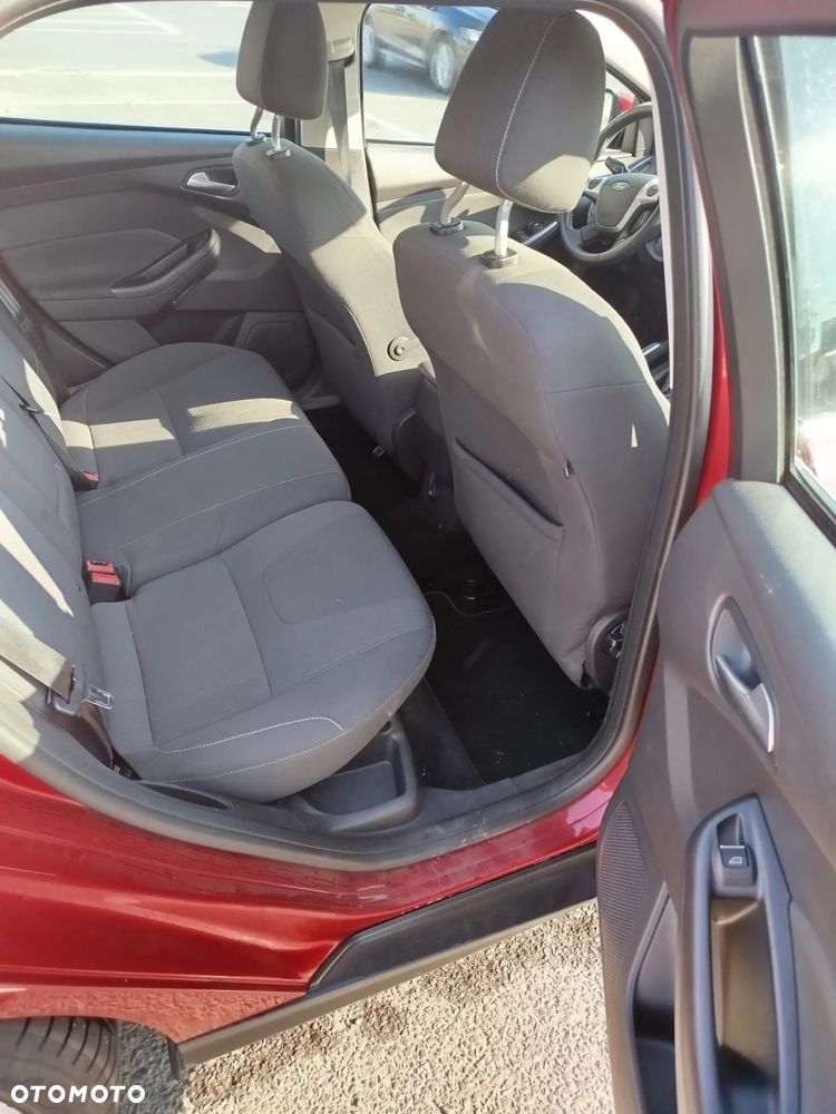 Ford Focus 1.6 EcoBoost Titanium - 11