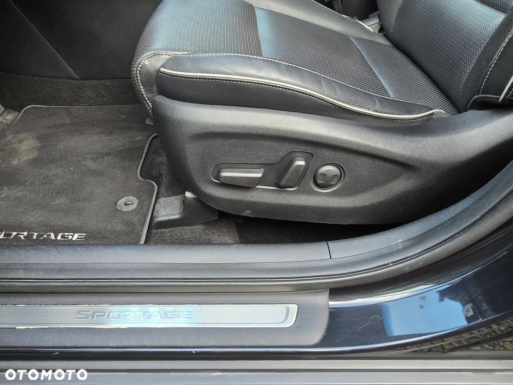 Kia Sportage 2.0 CRDI AWD VISION - 27