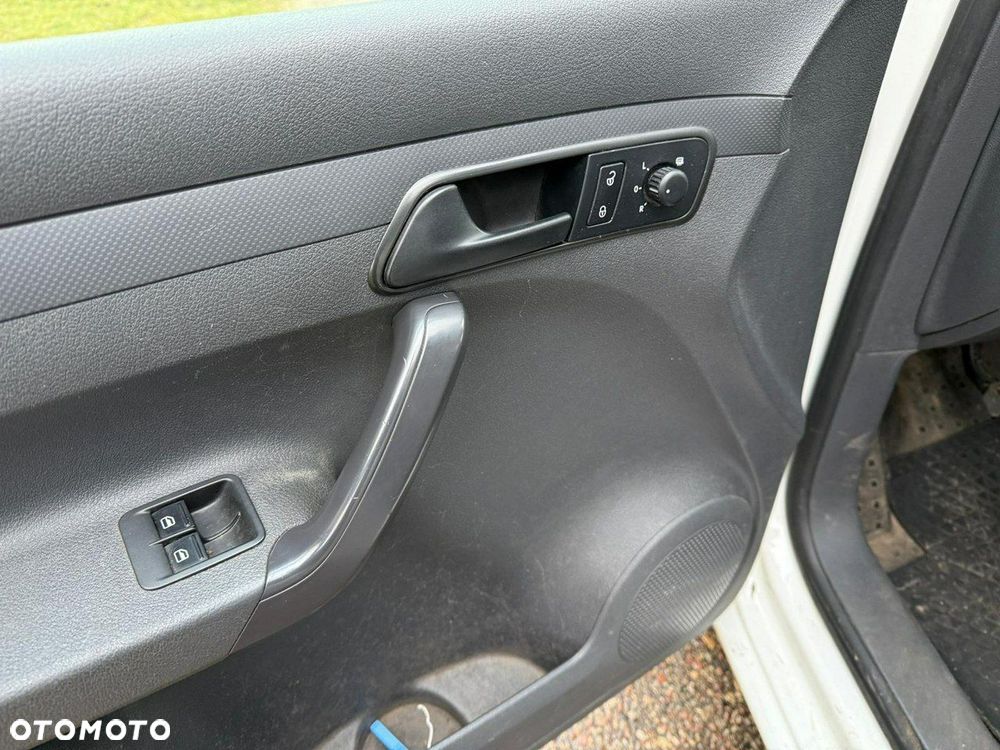 Volkswagen Caddy - 17