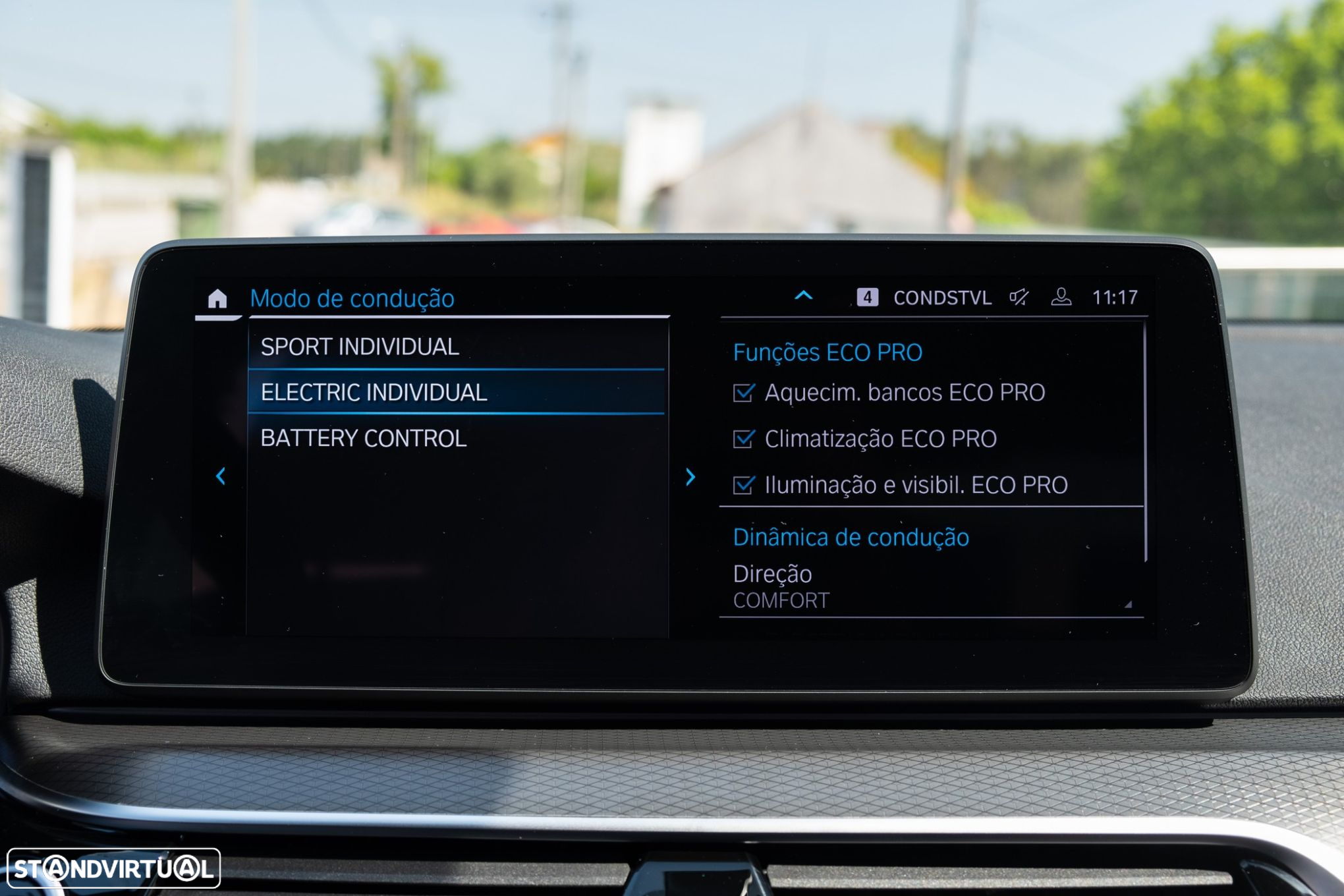 BMW 520 e Pack M - 28