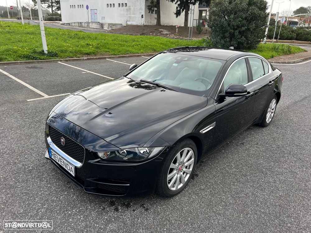 Jaguar XE 2.0 D Prestige AWD Aut. - 13