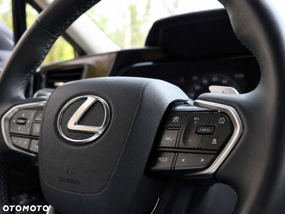 Lexus NX 350h Elegance 2WD - 18