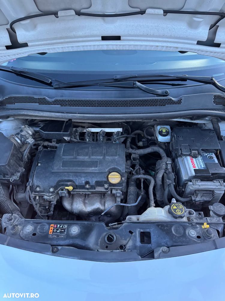 Opel Corsa - 18