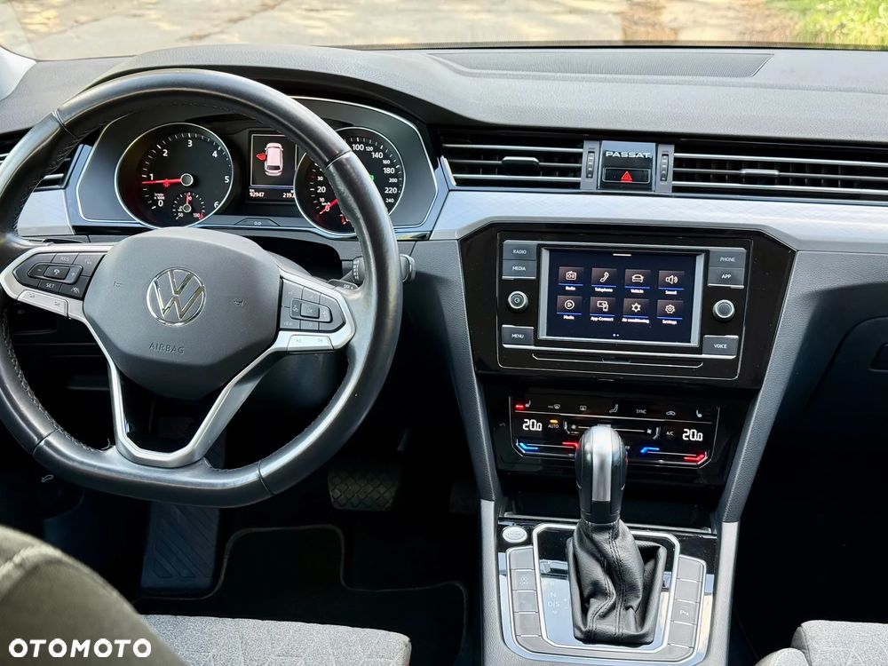 Volkswagen Passat 2.0 TDI EVO Business DSG - 14