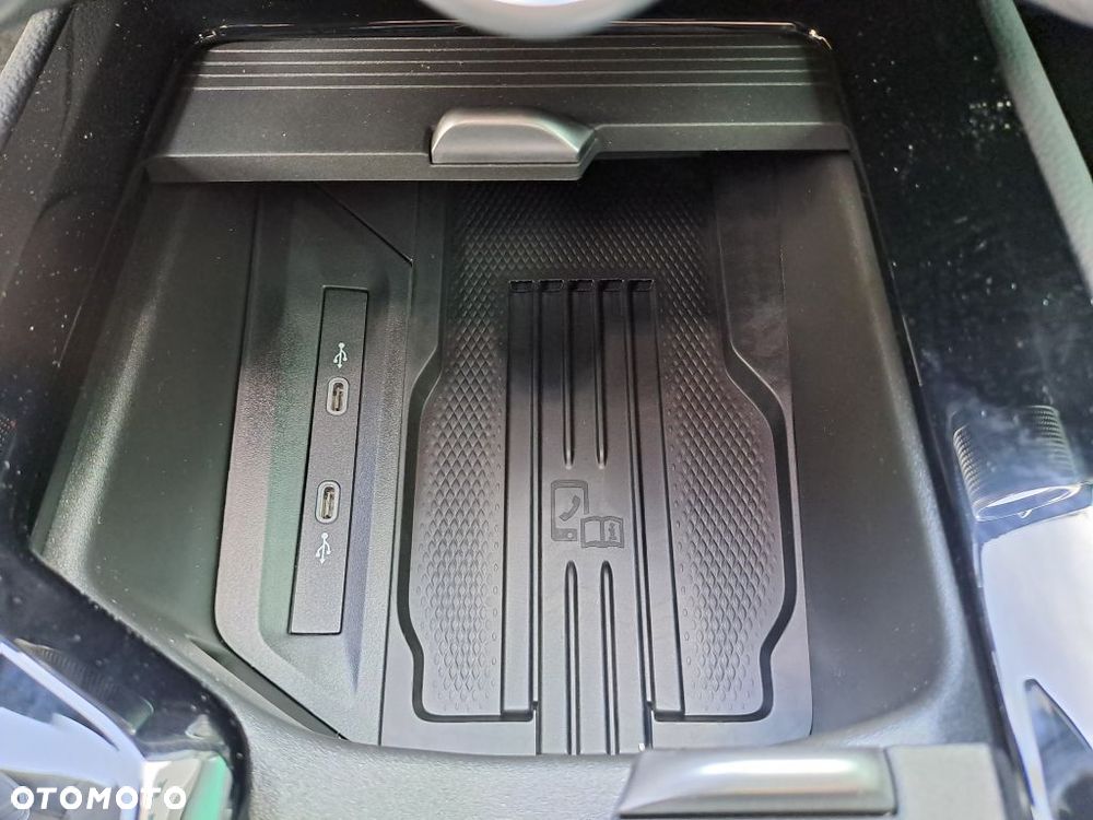 Skoda Superb 2.0 TDI SCR 4x4 Sportline DSG - 15