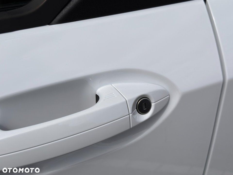 Ford Tourneo Courier - 12