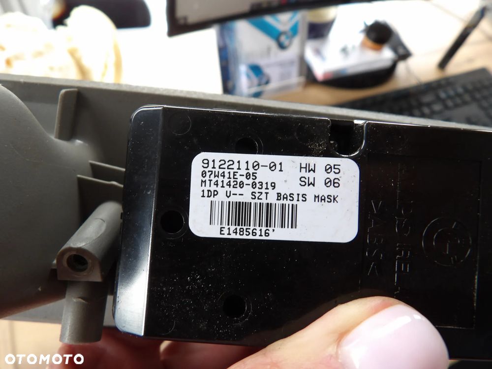 BMW - E61 - PANEL STEROWANIA SZYB - 9122110 - 4
