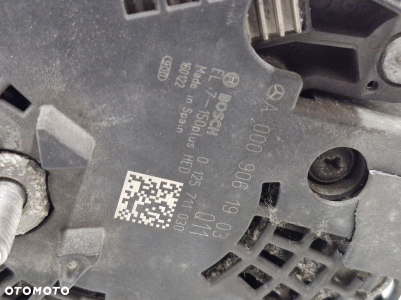 MERCEDES A W176 1.6 CGI ALTERNATOR A0009061903 - 6