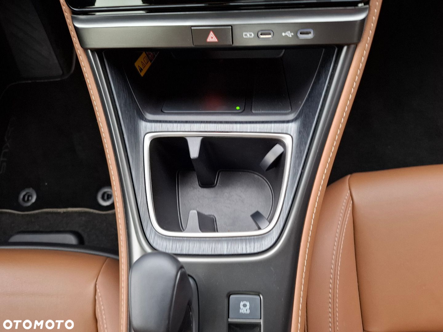 Lexus LBX 1.5 Hybrid Relax AWD - 32
