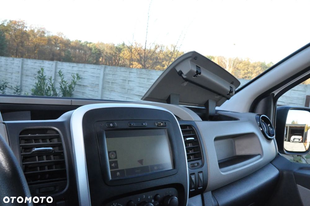 Renault TRAFFIC - 10