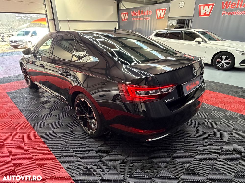 Skoda Superb 2.0 TDI DSG 4X4 Sportline - 6
