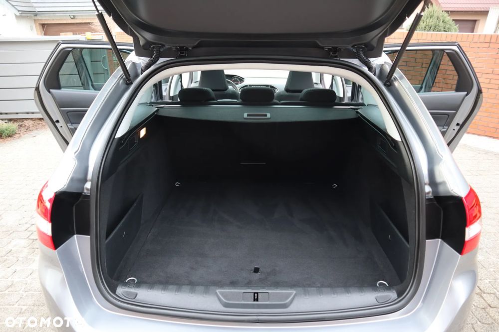 Peugeot 308 1.2 PureTech Allure Pack S&S - 14