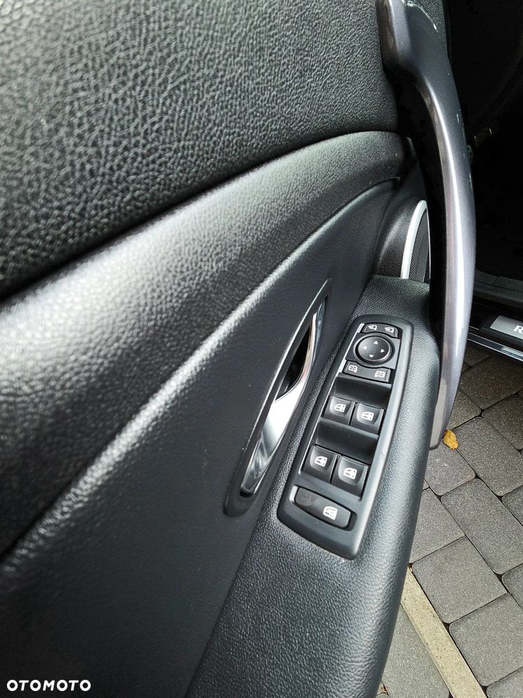 Renault Megane TCe 180 GT - 17