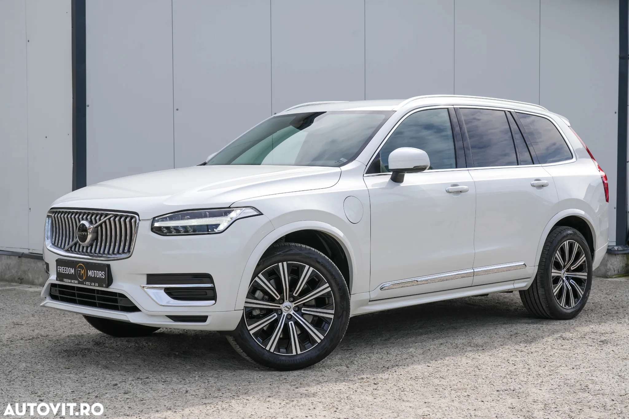 Volvo XC 90 T8 AWD Recharge Geartronic Inscription Expression - 5