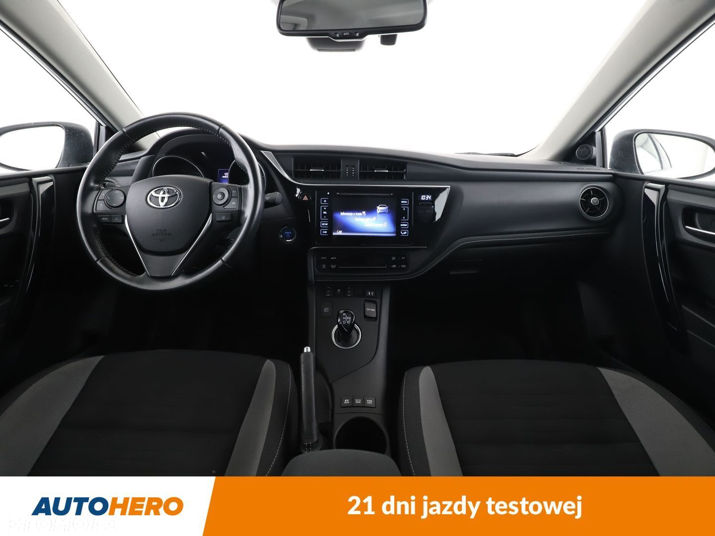 Toyota Auris - 12