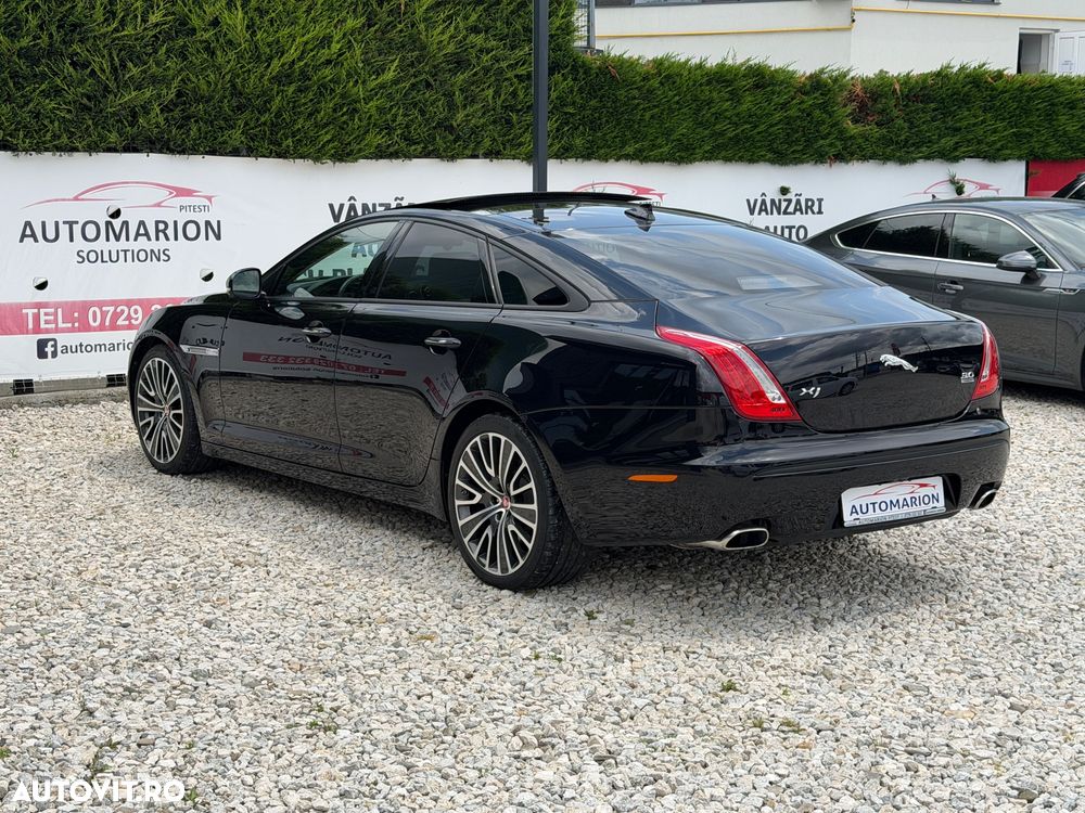 Jaguar XJ - 19