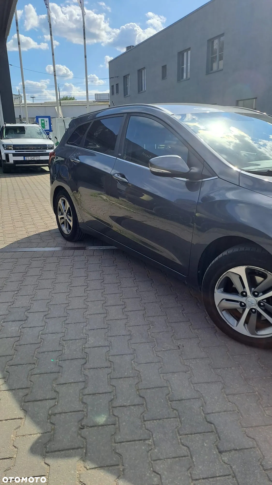 Hyundai i30 1.6 CRDi BlueDrive Go - 16