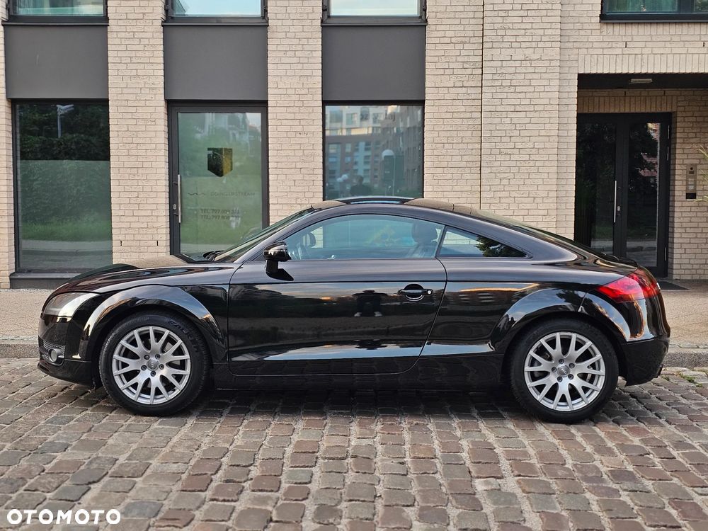 Audi TT Coupé - 8