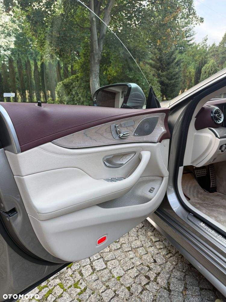 Mercedes-Benz CLS 220 d AMG - 15