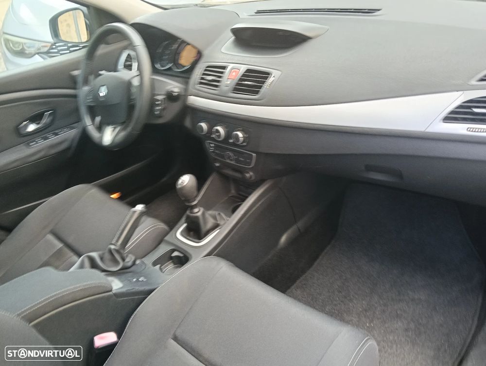Renault Mégane Sport Tourer 1.5 dCi Dynamique - 27