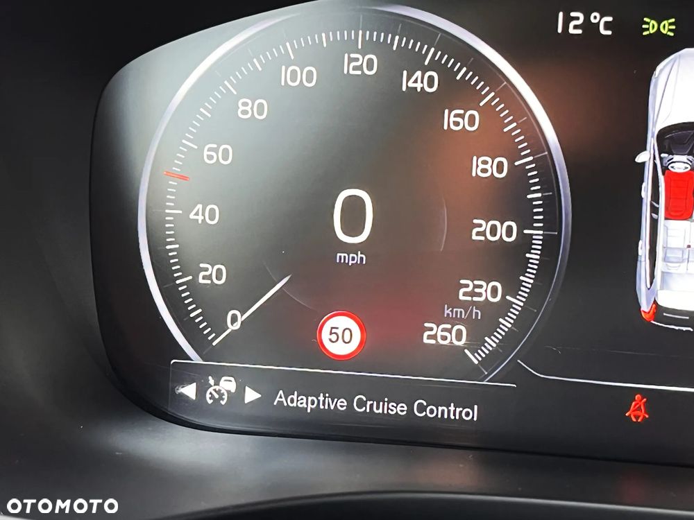 Volvo XC 60 T4 R-Design - 37