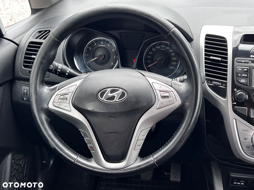 Hyundai ix20 - 16