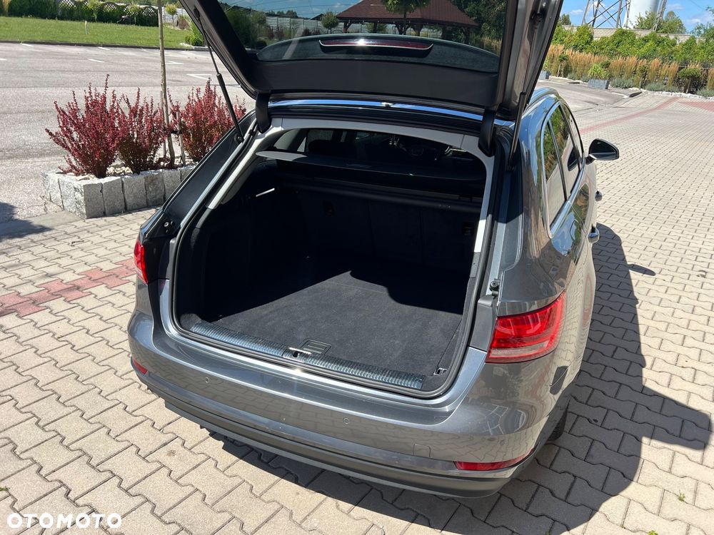 Audi A4 Avant 2.0 TDI - 28
