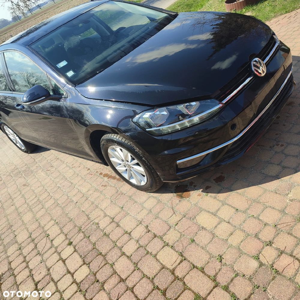Volkswagen Golf - 9