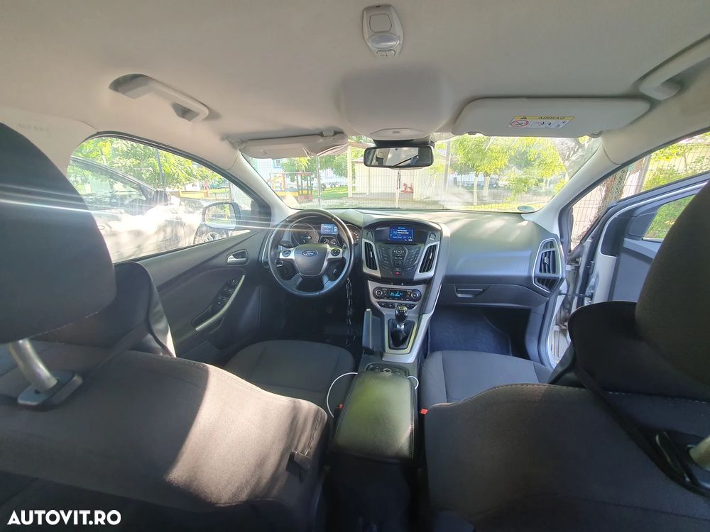 Ford Focus 1.6 TDCI DPF Titanium - 7