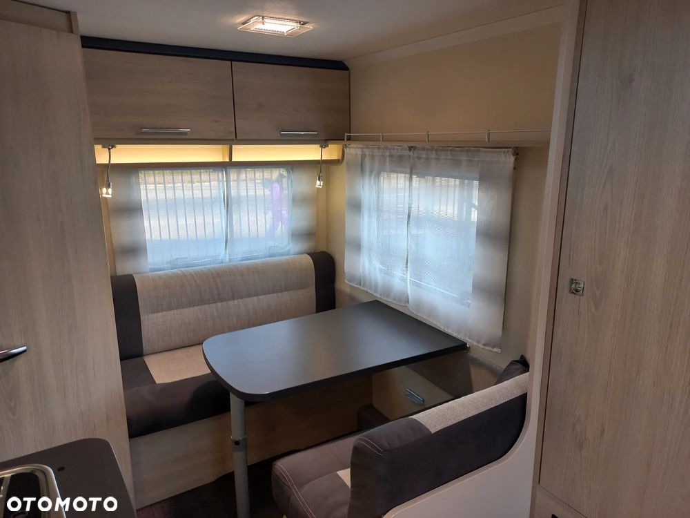 Sterckeman 390 CP Starlett Comfort, Markiza, Bagażnik na rowery - 11