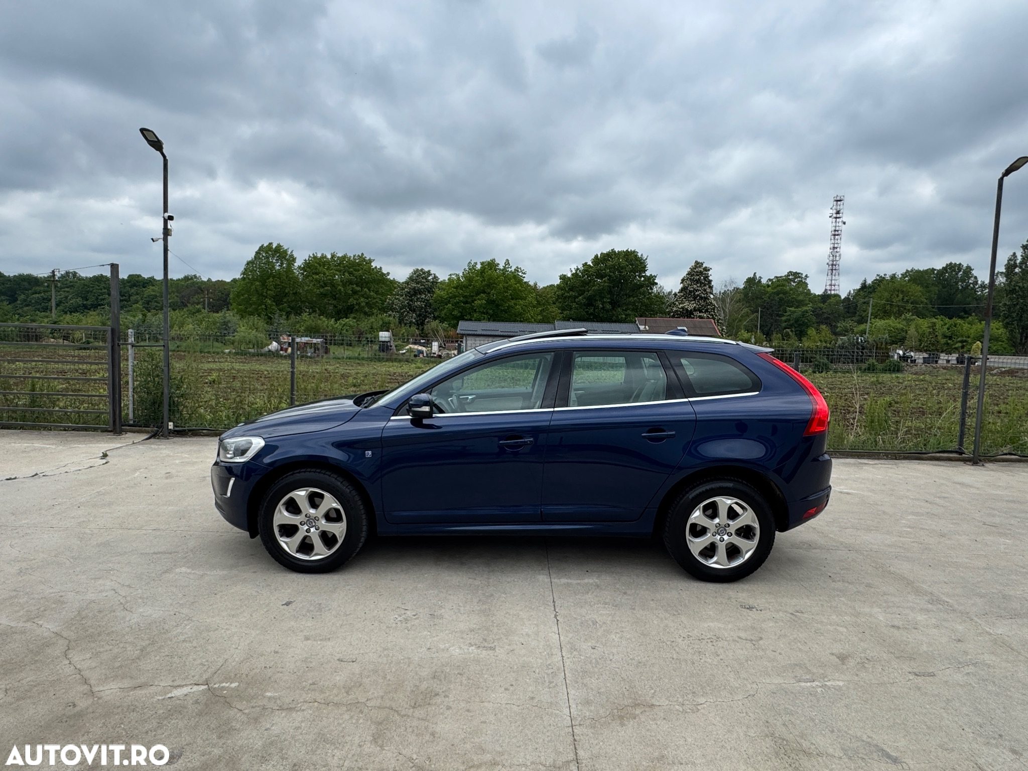Volvo XC 60 D4 Ocean Race - 3