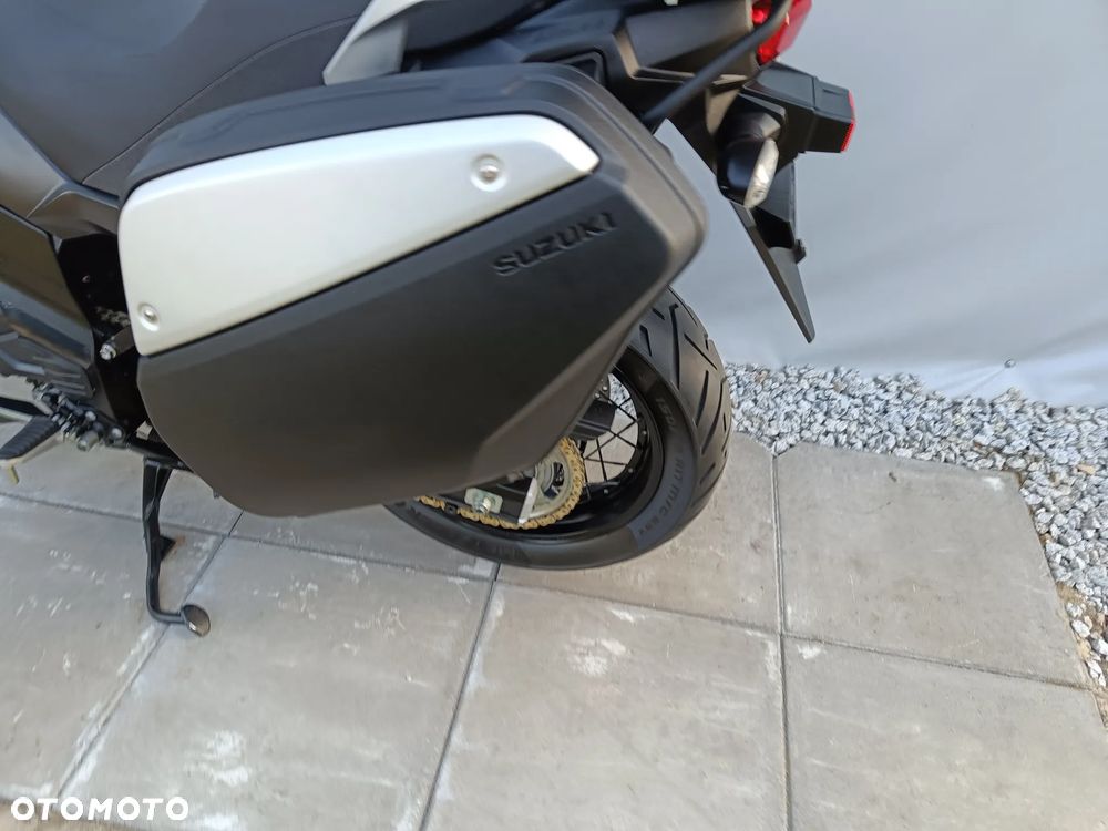 Suzuki V-STROM - 13