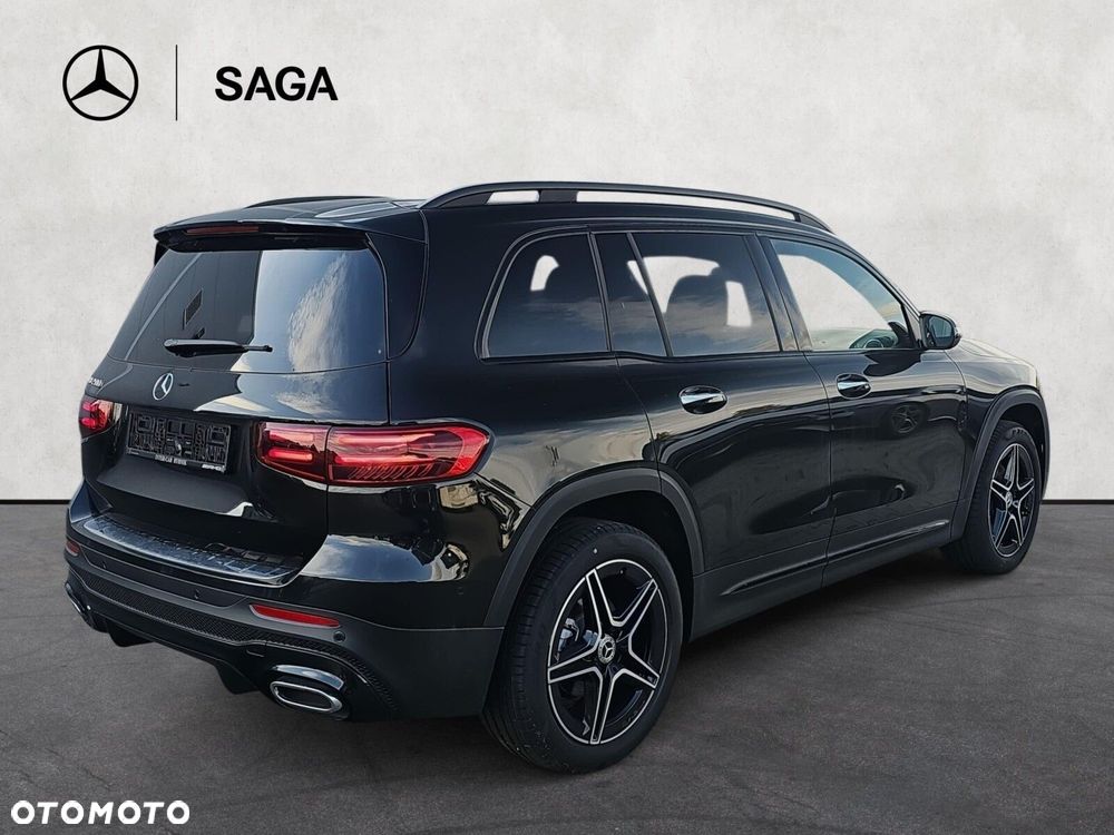 Mercedes-Benz GLB - 5