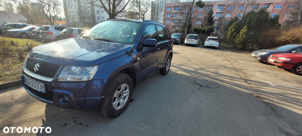 Suzuki Grand Vitara 2.0 De luxe - 3