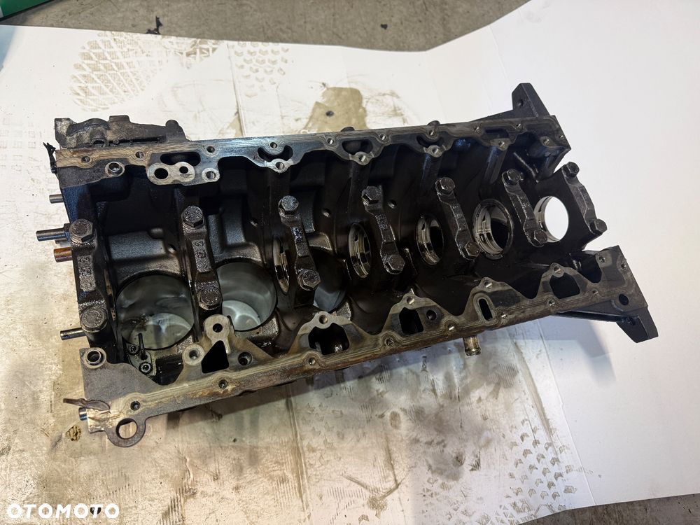 Blok silnika M57n żeliwny 7788546 306D2 Super Stan ! - 5