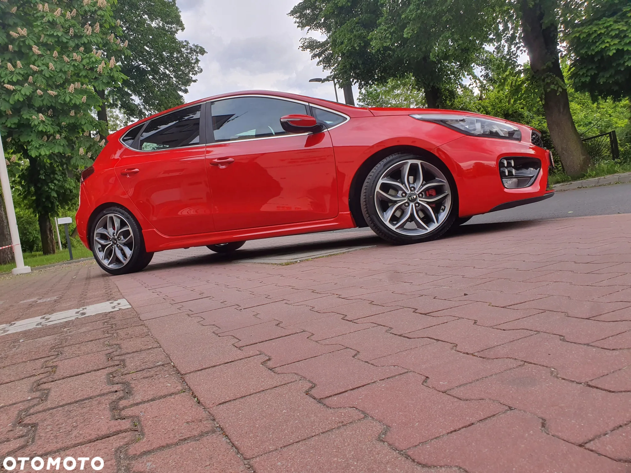 Kia Ceed Cee'd 1.6 T-GDI GT XL - 32