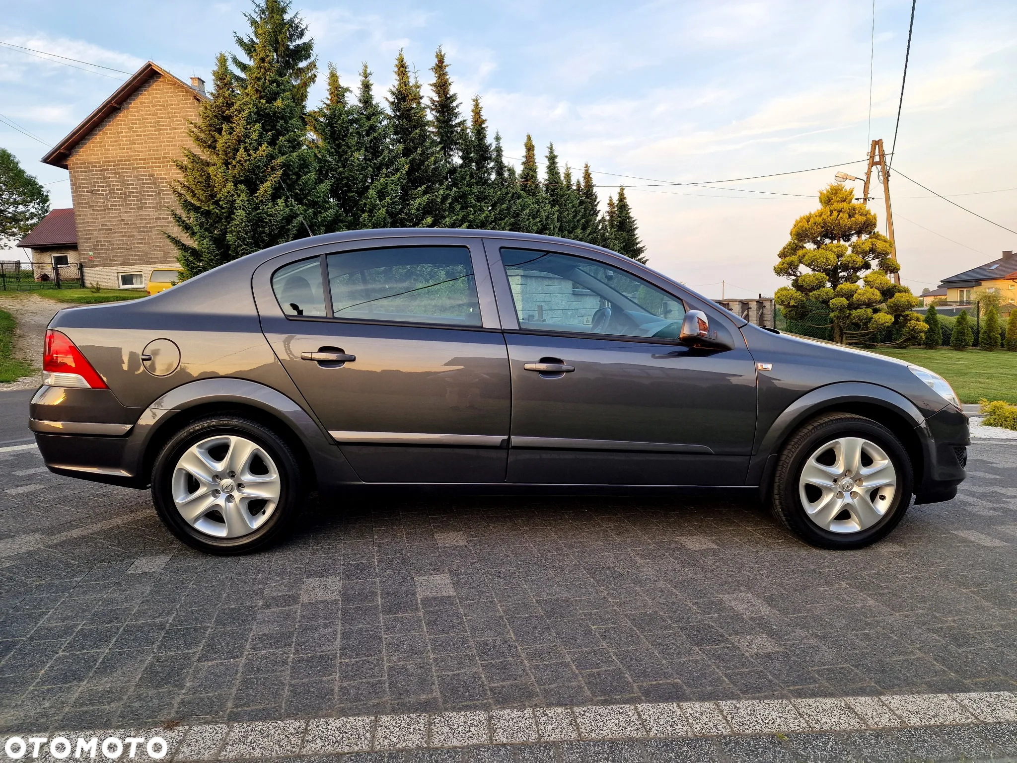 Opel Astra III 1.6 Enjoy - 10