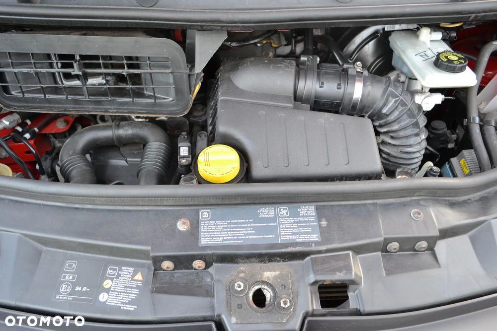Opel Vivaro - 31