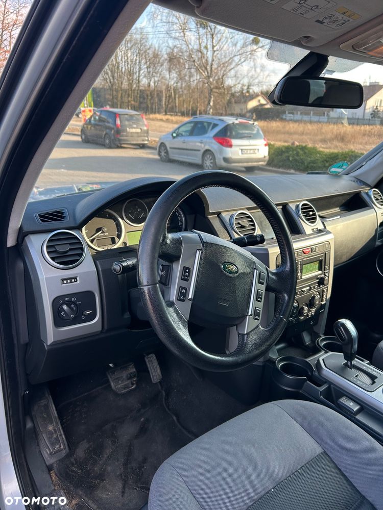 Land Rover Discovery - 32