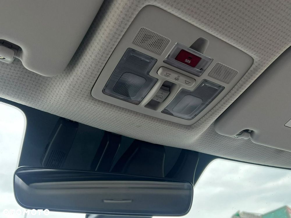 Hyundai Inster 49kWh Cross Smart - 34