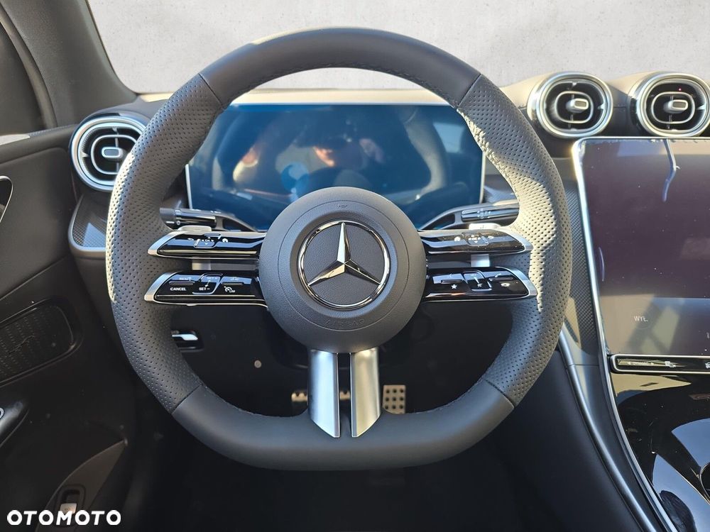 Mercedes-Benz GLC - 14