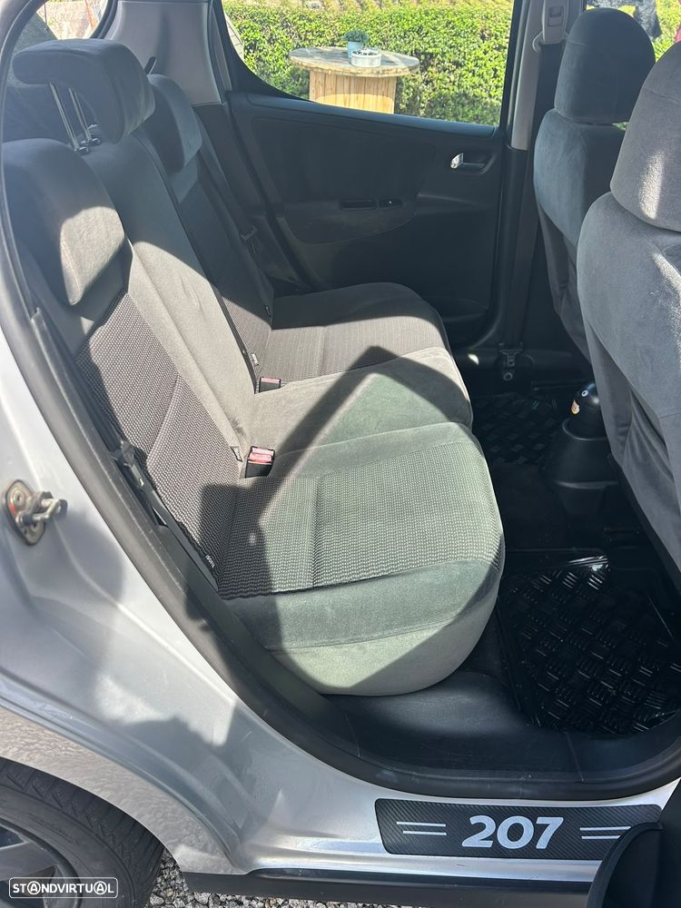 Peugeot 207 1.4 16V Open - 9
