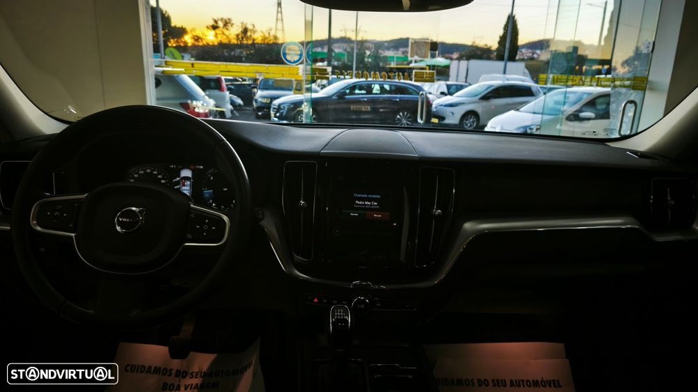 Volvo XC 60 2.0 D3 Momentum Plus - 7